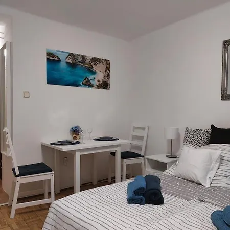 Kek Zafir Studio Apartman *